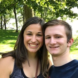 Meet your Posher, Lindsey